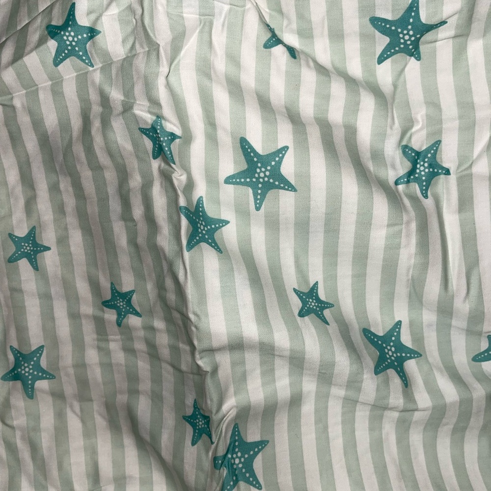 Two pack fitted crib sheets - Picture 2 of 2